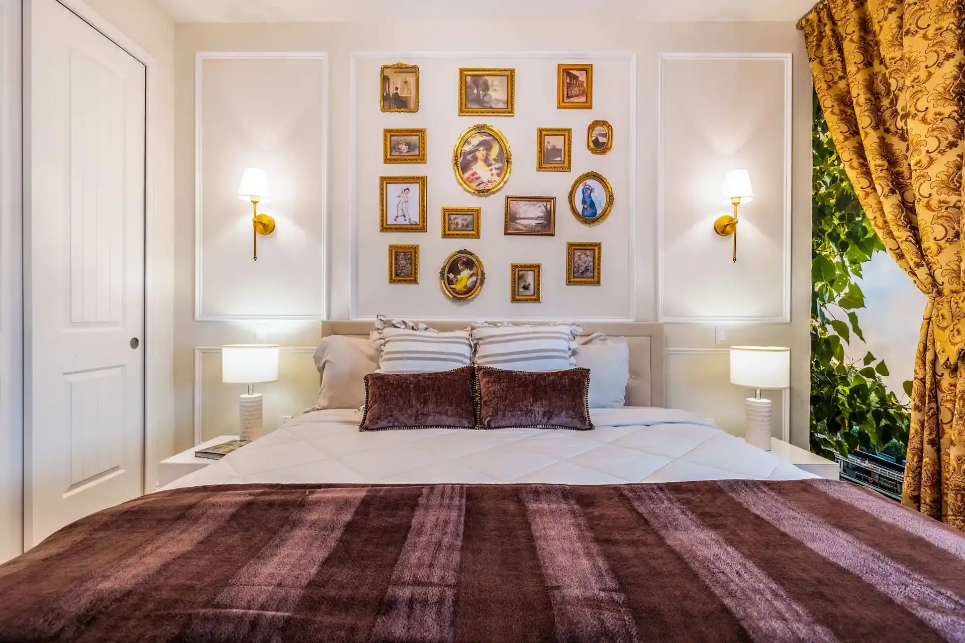 Bedroom — p1