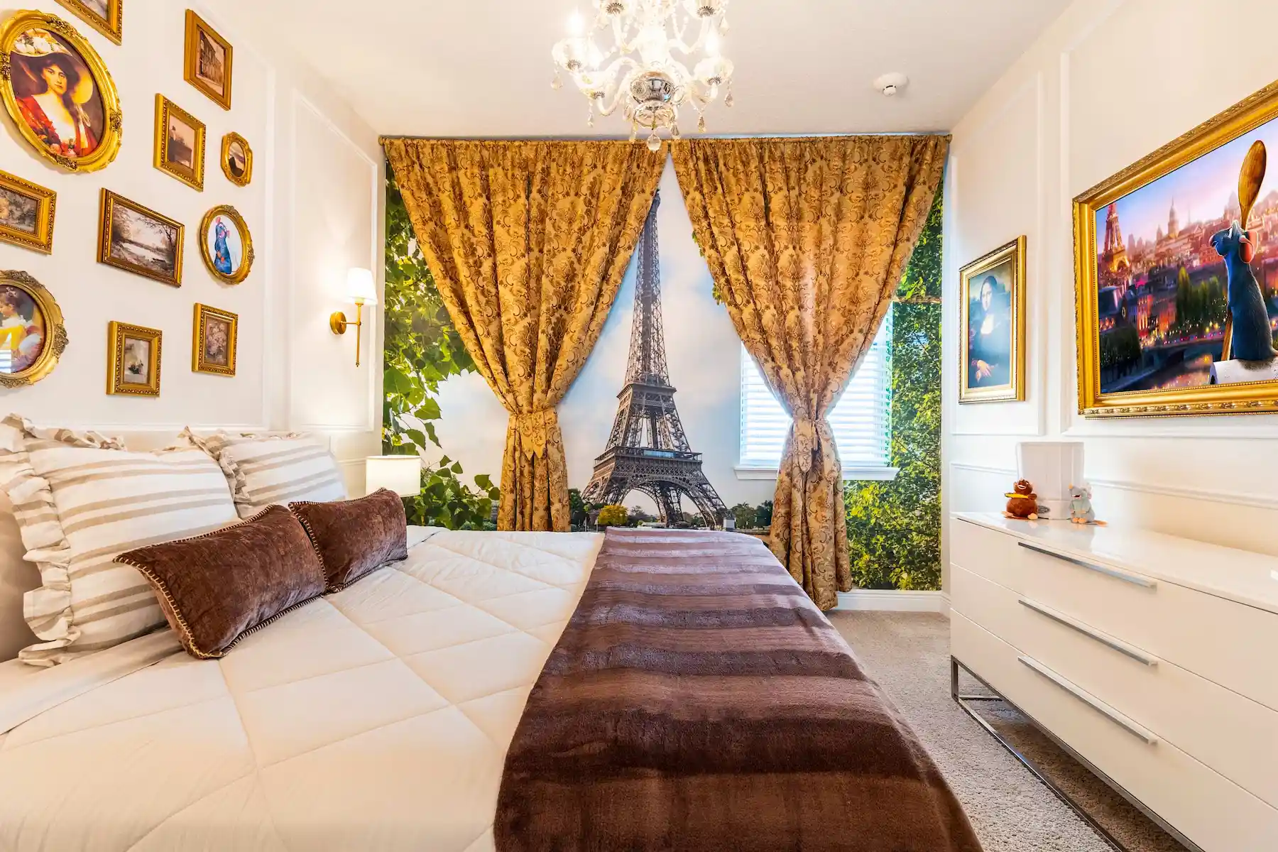 Bedroom — p1