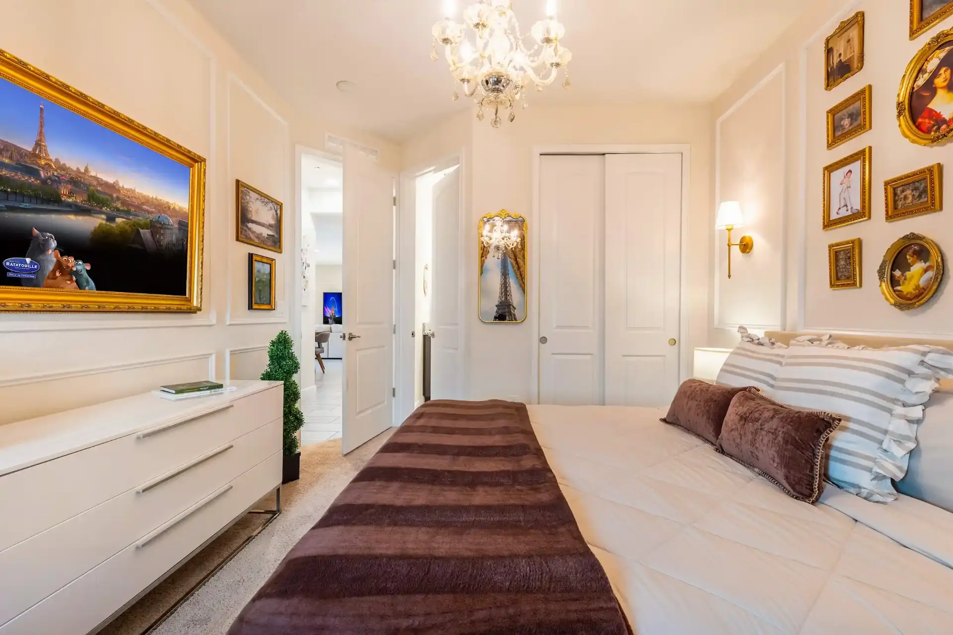Bedroom — p1