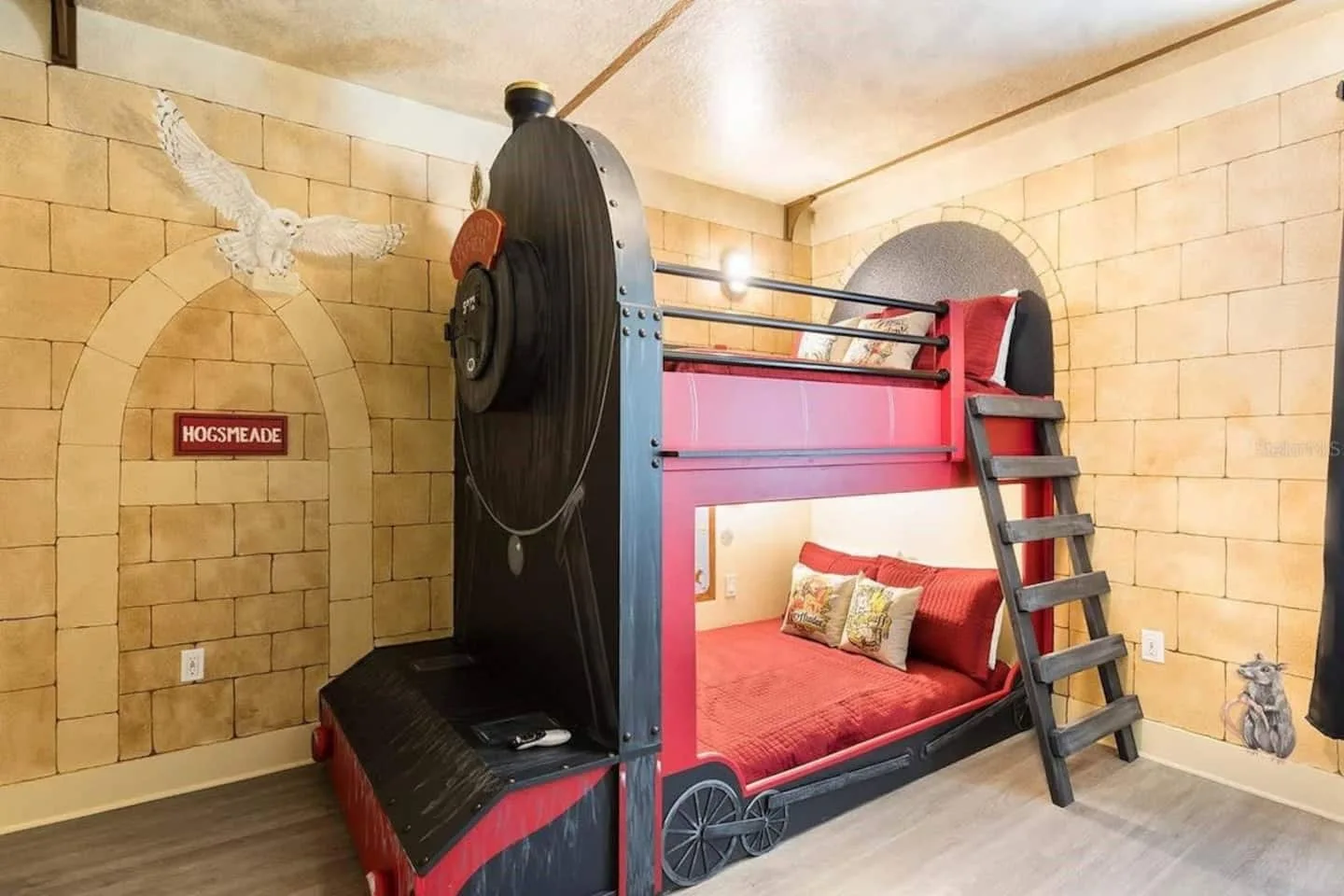 Bedroom — p2