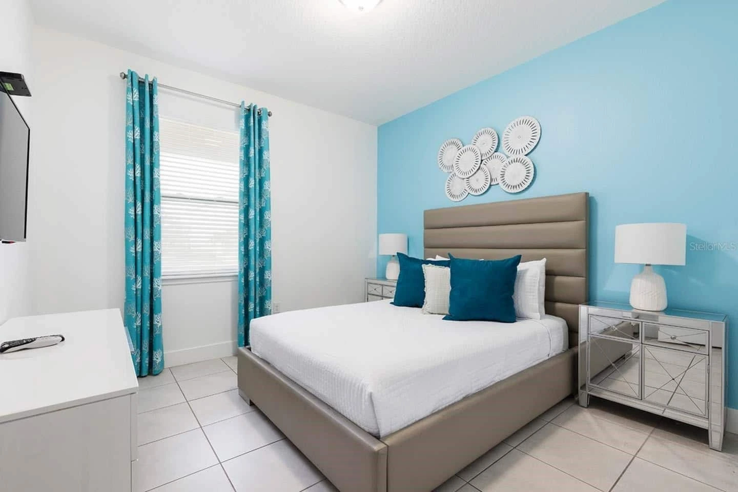 Bedroom — p2