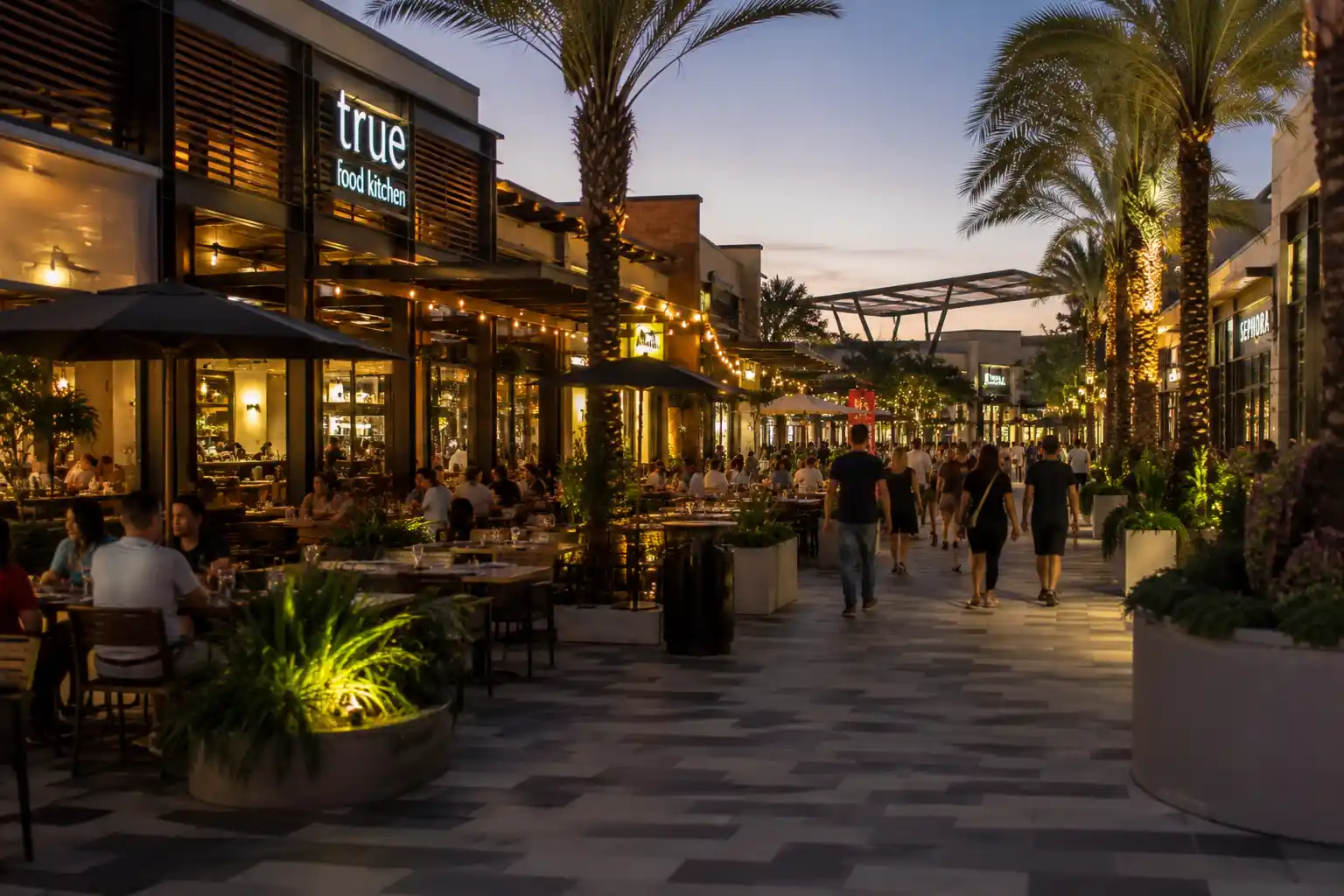 Shopping & Dining