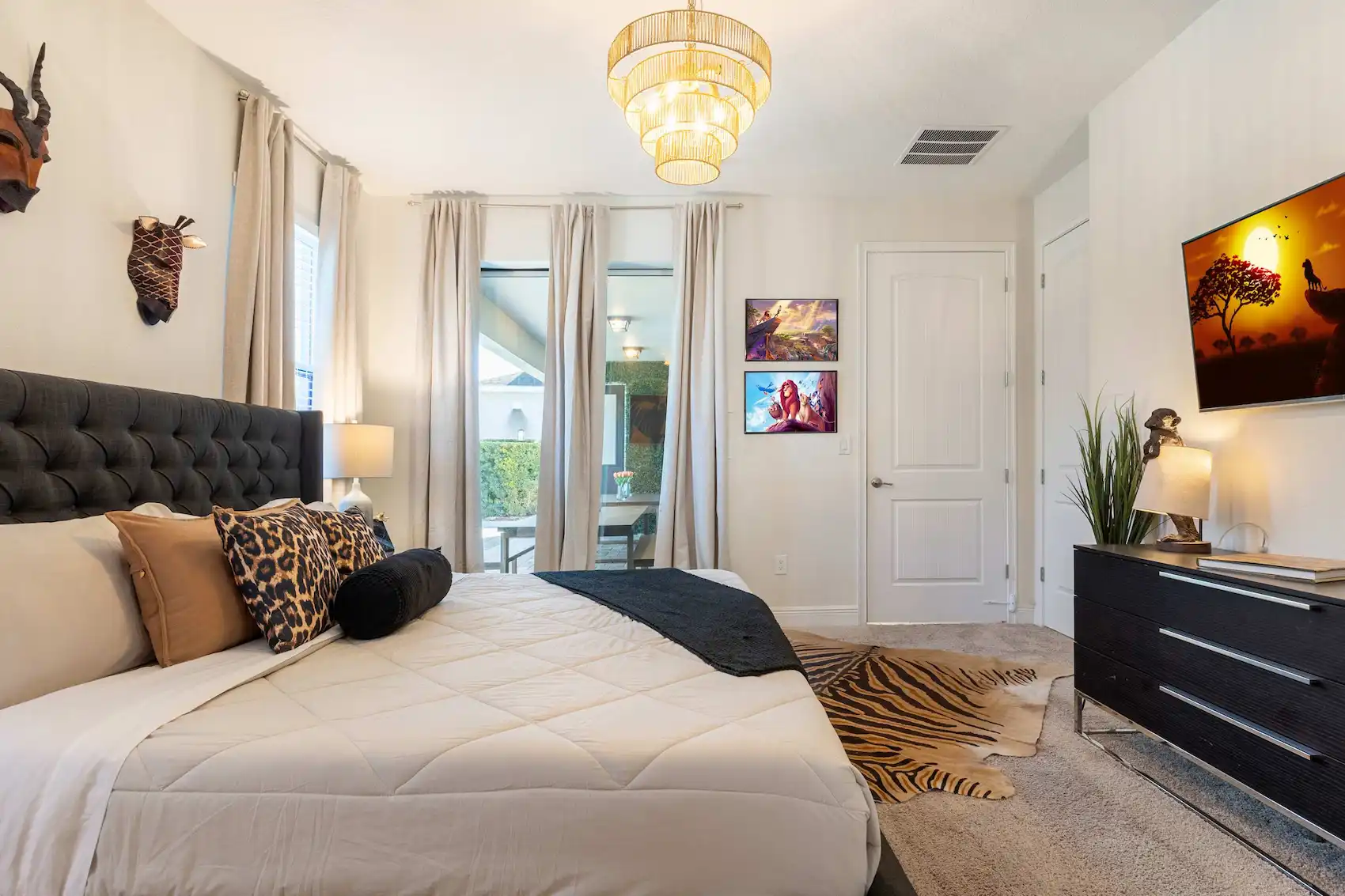 kids themed bedroom disney villa