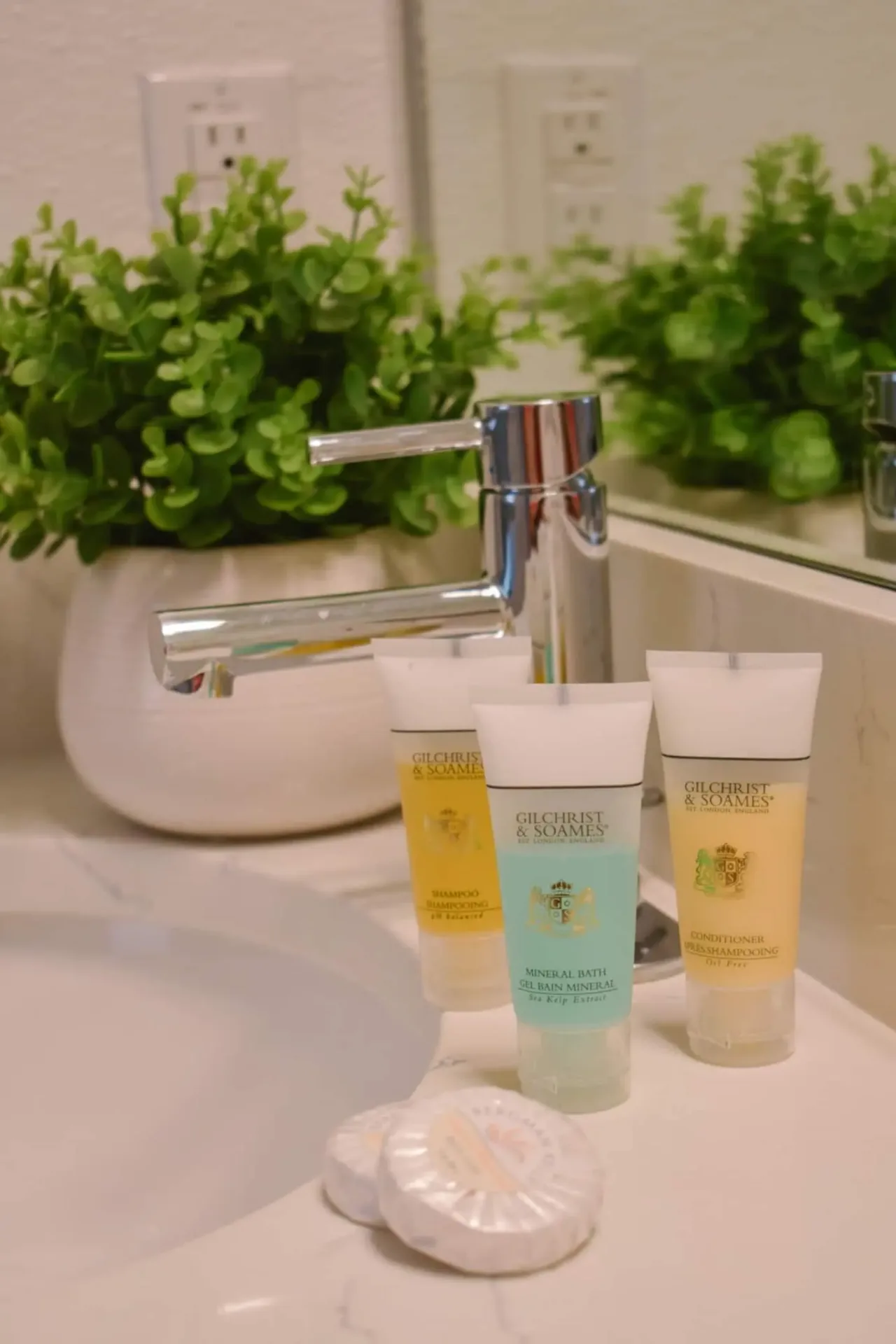 Modern double vanity
